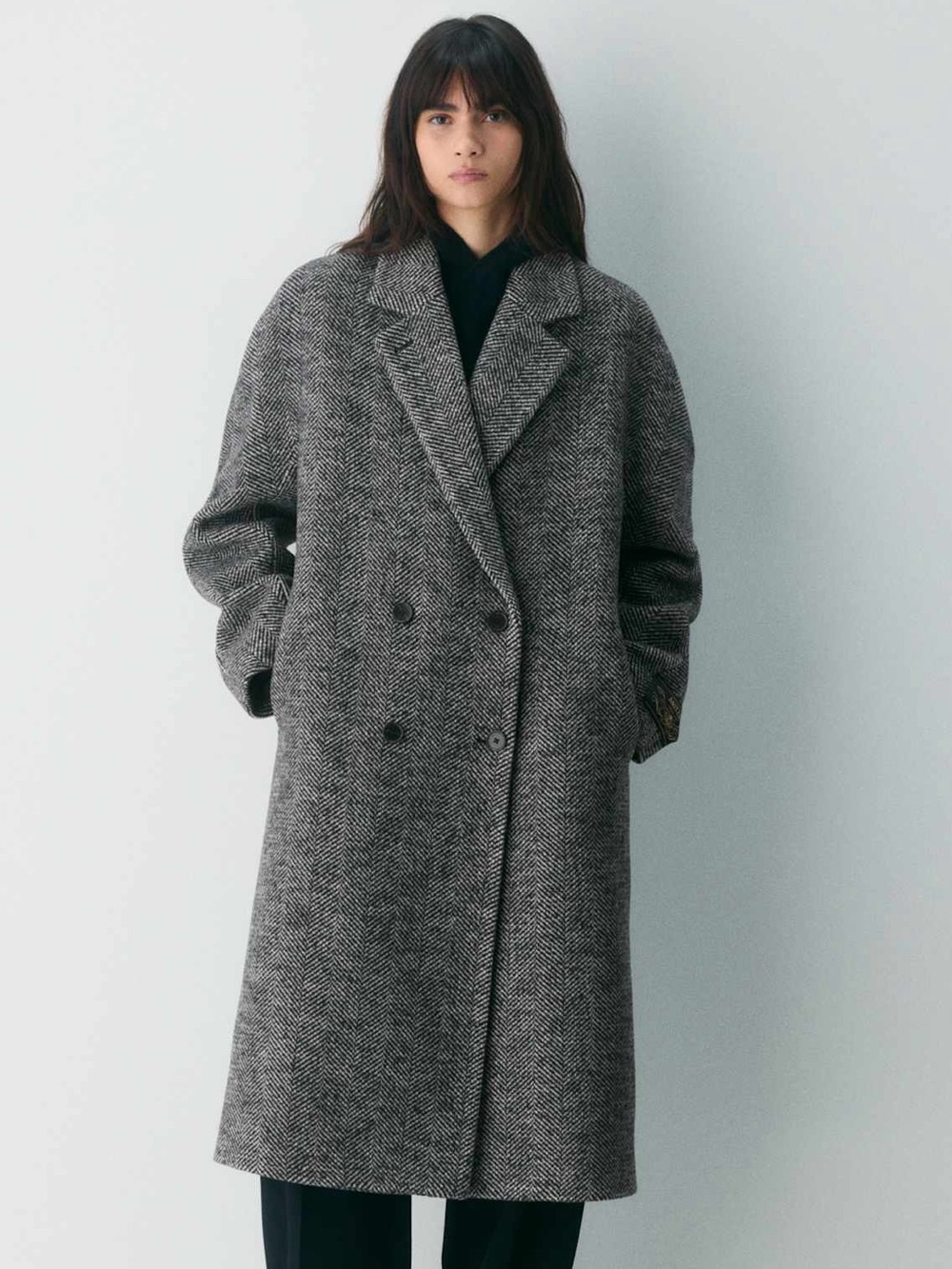 Aritzia The Slouch™ Coat - Soft Wool Cashmere
Double-breasted Herringbone Medium